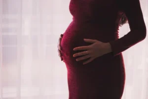 5 مشكلات صحية شائعة وطرق الوقاية للحمل بعد الثلاثين