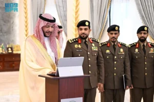محافظ الطائف يدشن مبادرة التغذية الفكرية والصحية لحماية الطفل