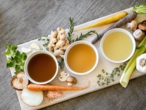مرق العظام يروّج له النجوم كغذاء خارق داعم للجمال والقوة