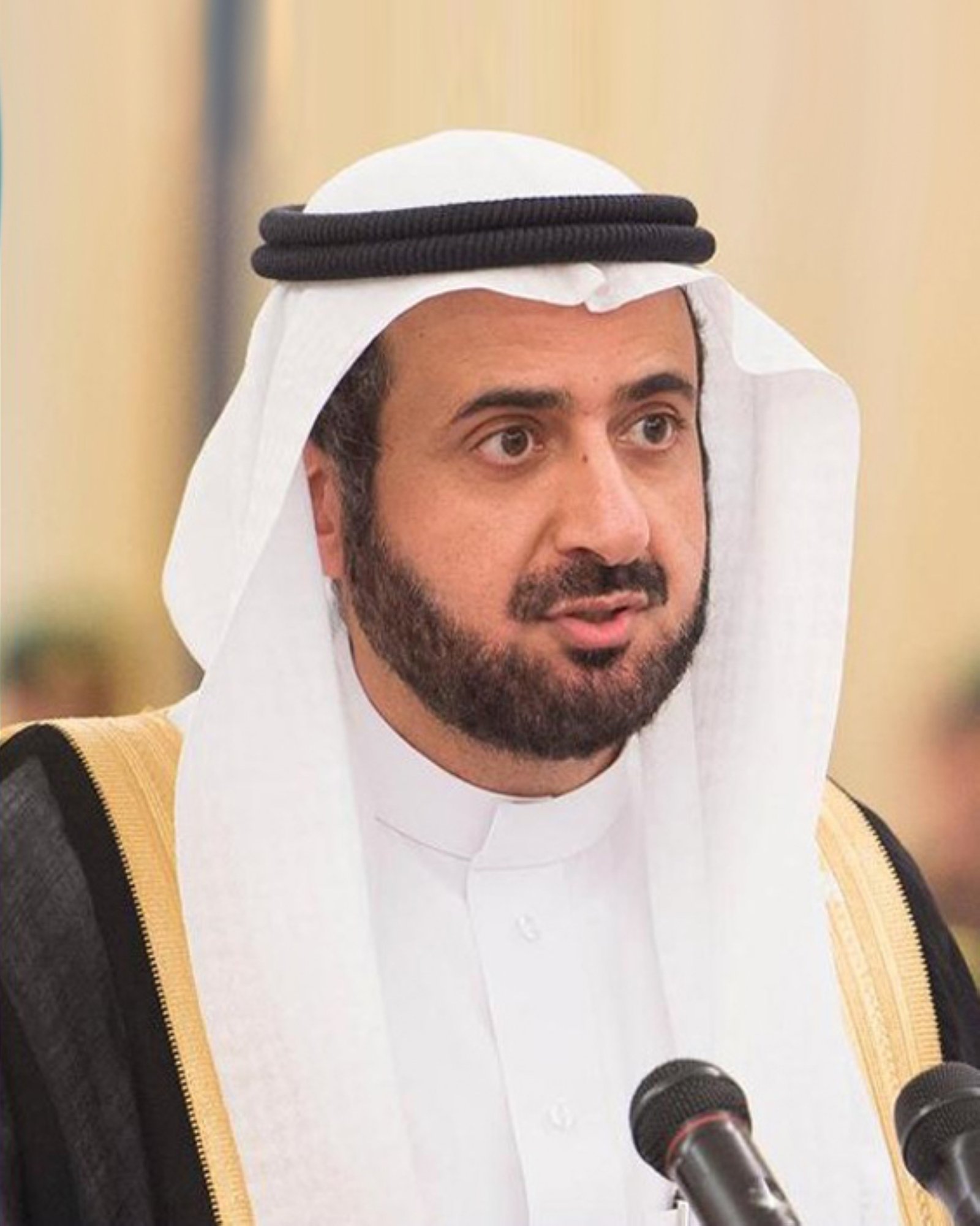 الربيعة رئيسا لمجلس إدارة تخصصي العيون بالرياض