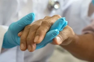 حقنة أسبوعية ضد مرض باركنسون تغني عن الأقراص اليومية