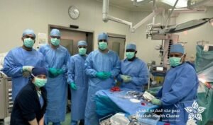 استئصال ورم ليفي نادر لمريضة ثلاثينية بمدينة الملك عبدالله الطبية