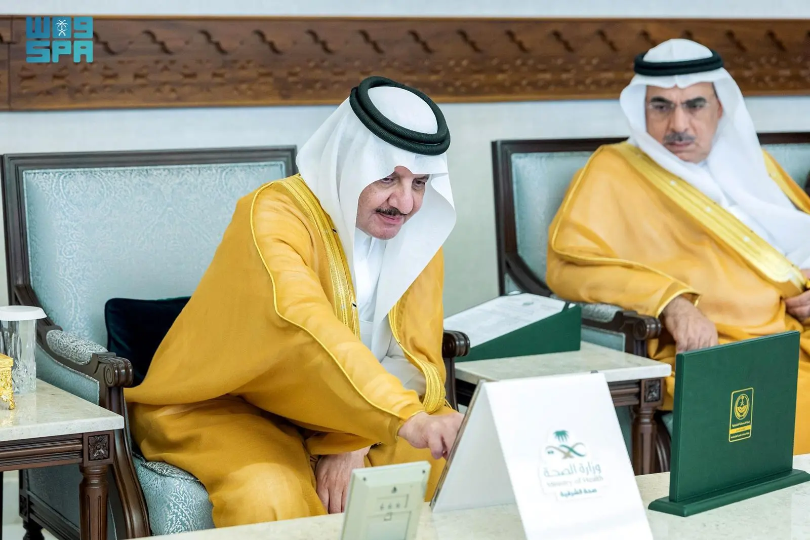 أمير الشرقية يدشّن منصة “ريادة” لتعزيز الأداء الصحي بالمنطقة