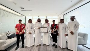 الهلال الأحمر يسلّم شهادة الامتثال للهيئة السعودية للتخصصات الصحية بجدة