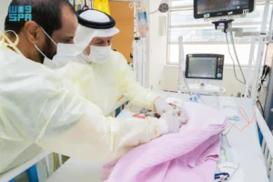 د. الربيعة: استقرار حالة التوأم الملتصق السعودي (يارا ولارا) 1 rab1