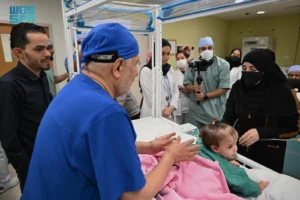 بعد نجاح المرحلتين الأولى والثانية .. بدء المرحلة الثالثة من عملية فصل التوأم السوري “سيلين وإيلين”.. 2 syam2