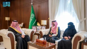 أمير حائل يتسلّم الرئاسة الفخرية لجمعية “ذرية للإنجاب” بالمنطقة