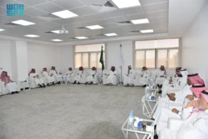 مديرو فروع الهلال الأحمر يبحثون تطوير الخدمات الإسعافية 2 ghj3