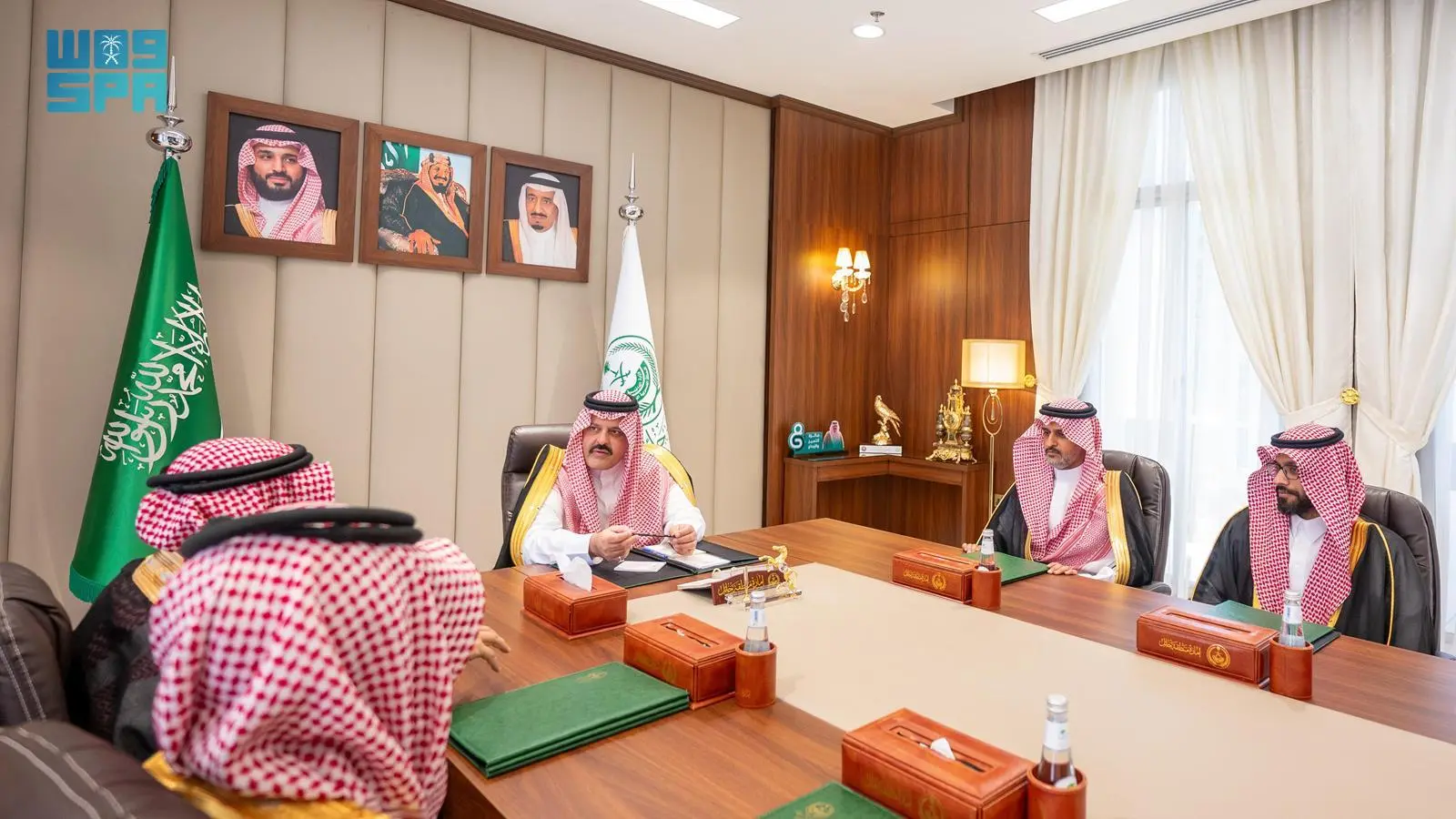 أمير حائل يستقبل الرئيس التنفيذي الطبي لمجموعة السعودي الألماني الطبية