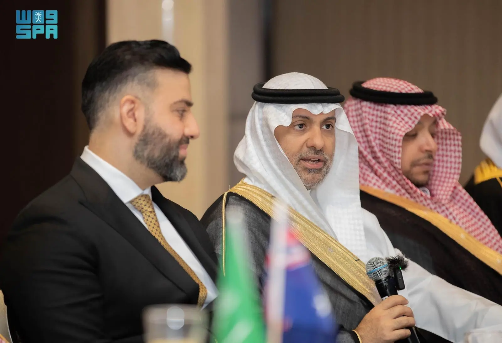 في منتدى الأعمال السعودي الأسترالي.. وزير الصحة يشهد توقيع مذكرات تفاهم لدعم الأبحاث الطبية والابتكار 