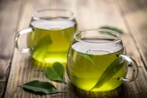 الشاي والقهوة يحميان الذاكرة من التدهور في الشيخوخة