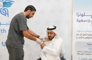 نائب أمير تبوك يُدشِّن حملة التطعيم ضد الإنفلونزا الموسمية 2 13s