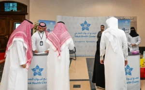 نائب أمير تبوك يُدشِّن حملة التطعيم ضد الإنفلونزا الموسمية 3 14s