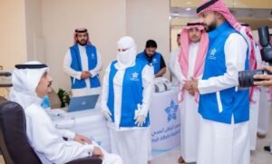 محافظ حفر الباطن يدشن حملة التطعيم ضد الإنفلونزا