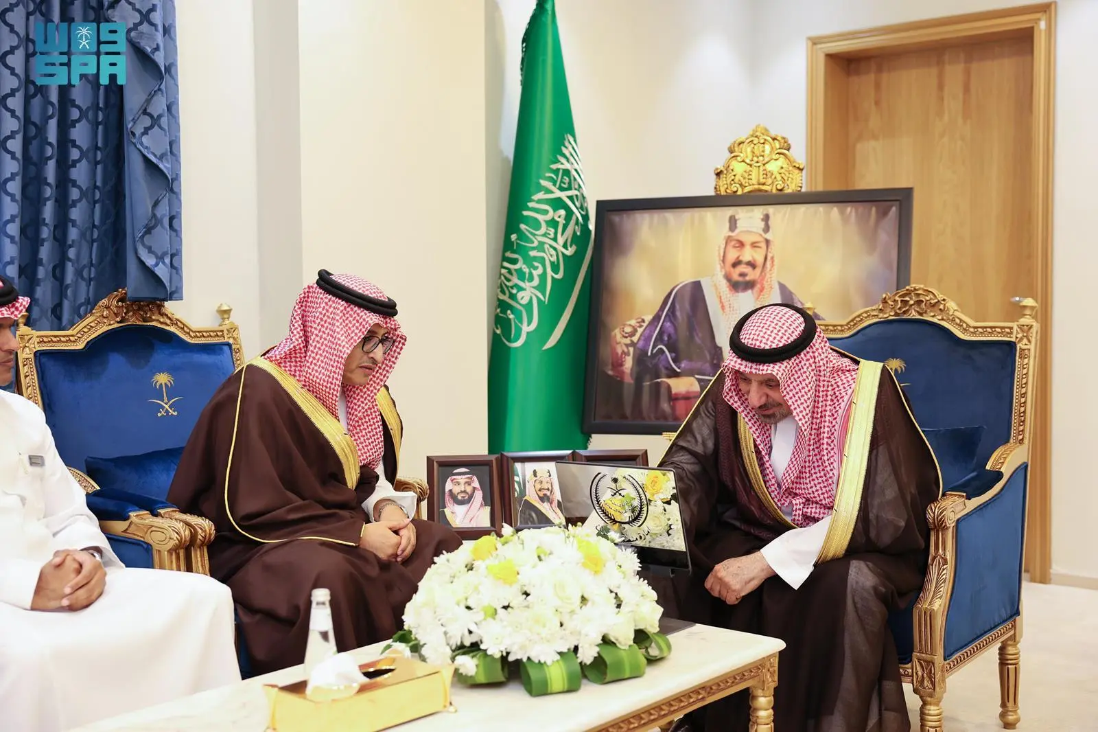 أمير نجران يُدشِّن برنامج متابعة حالات إنقاذ الحياة “مباشر” في تجمع نجران الصحي 