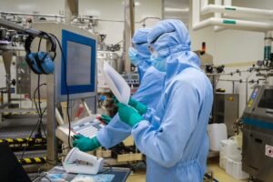 “جلاكسو”.. 140 عاماً من الخبرة والابتكار تنتج 17 لقاحاً تساهم في نجاة 5 ملايين إنسان سنوياً