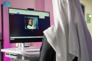 ‘أي سيلفي’: مكة الصحي يختصر زمن تقييم المرضى بالذكاء الاصطناعي في ملتقى الصحة العالمي