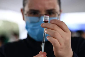 لقاح جديد يعتمد على “النانو” يقي من السرطان ويوقف انتشاره