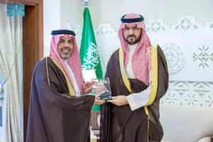 نائب أمير الشرقية يستقبل مدير عام فرع وزارة الصحة بالمنطقة