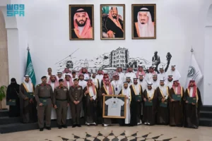 محافظ الطائف يكرّم الجهات المشاركة في ماراثون الطائف الصحي الأول