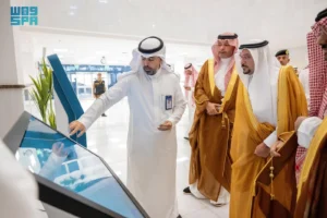 أمير القصيم يزور مستشفى الملك سلمان ببريدة