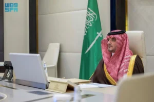 وزير الداخلية يدشّن “وحدة الأورام المتنقلة” لـ “الخدمات الطبية”