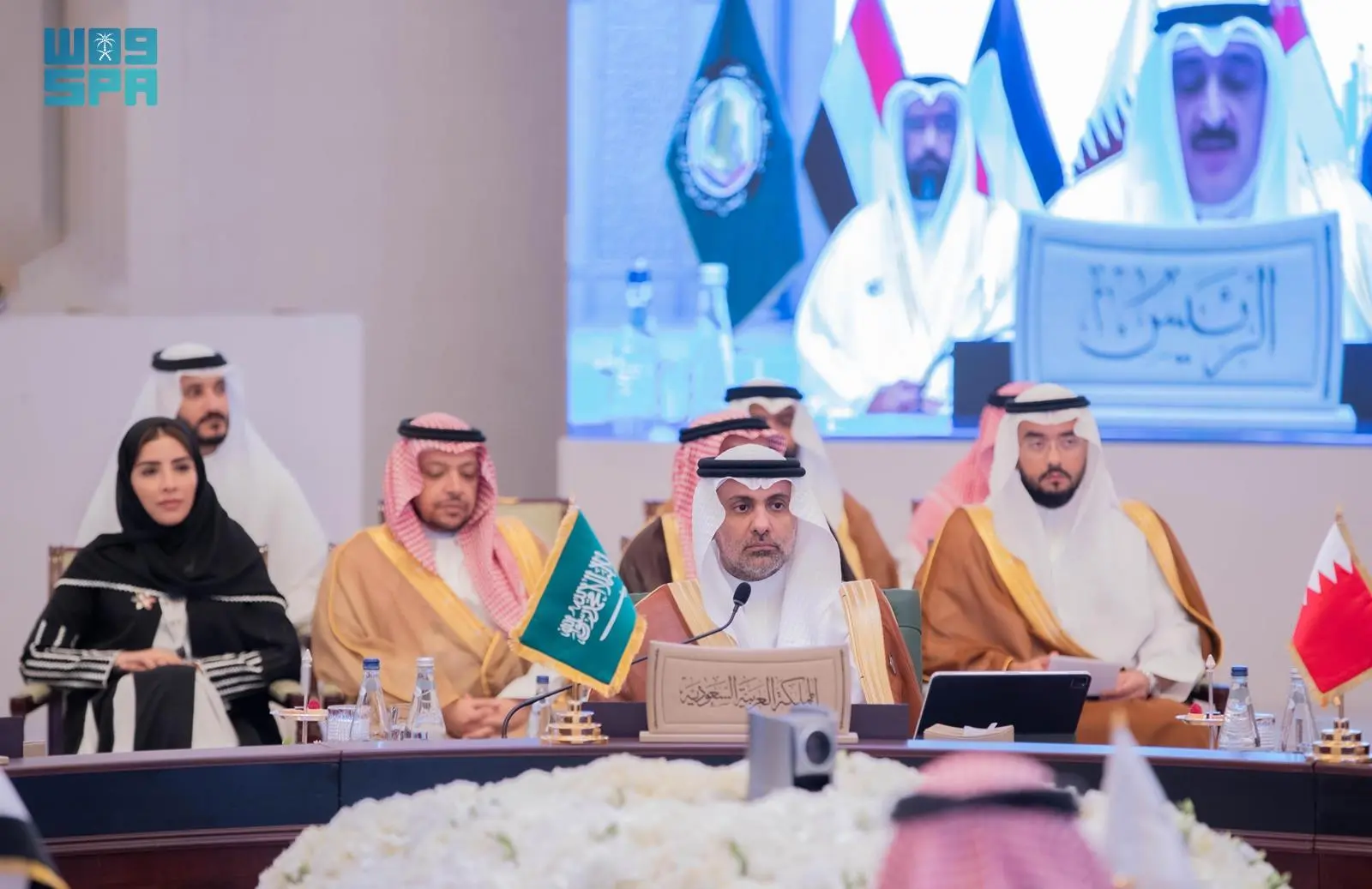 الجلاجل يشارك في اجتماعات وزراء الصحة بدول مجلس التعاون في الكويت 