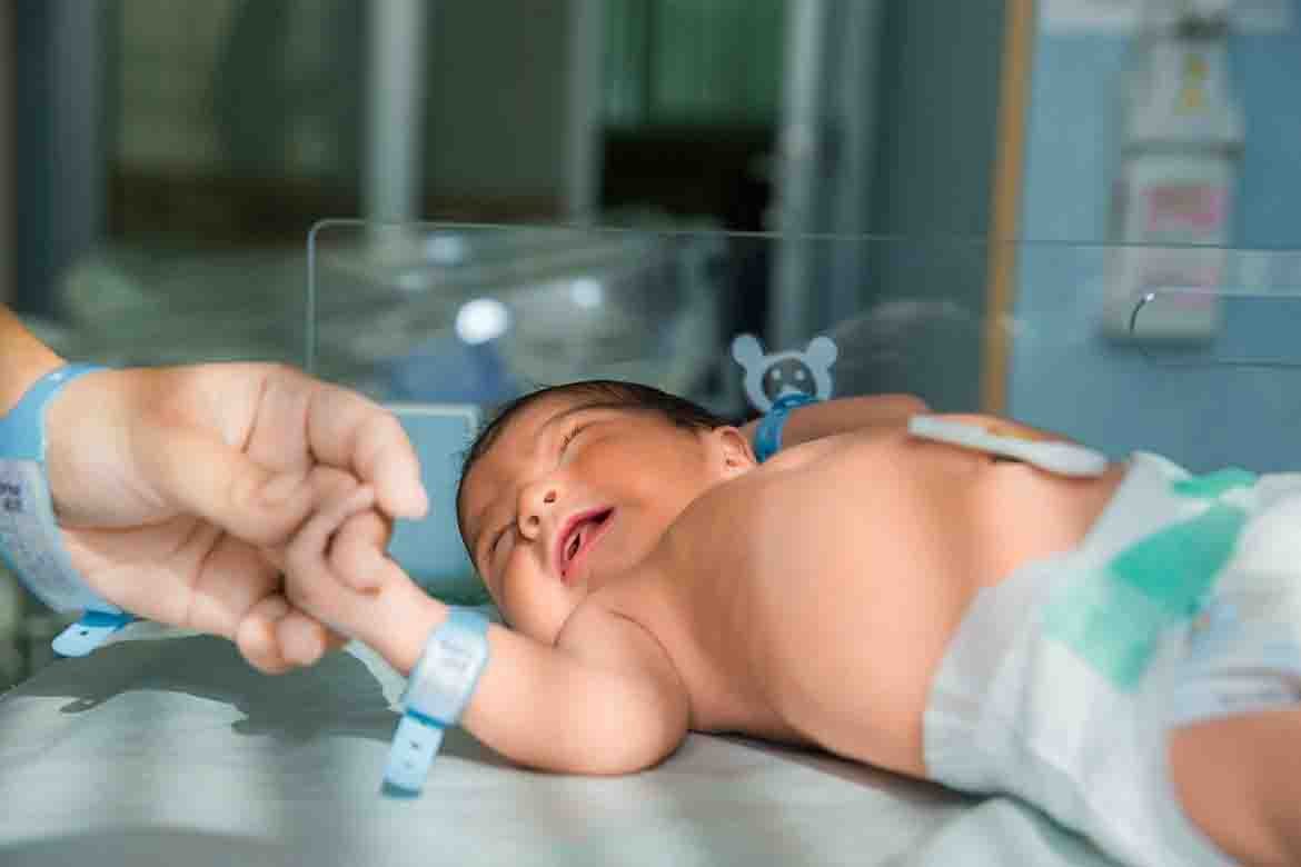 دعوة عالمية لإنقاذ 15 مليون طفل “بدأوا الحياة قبل الأوان” 