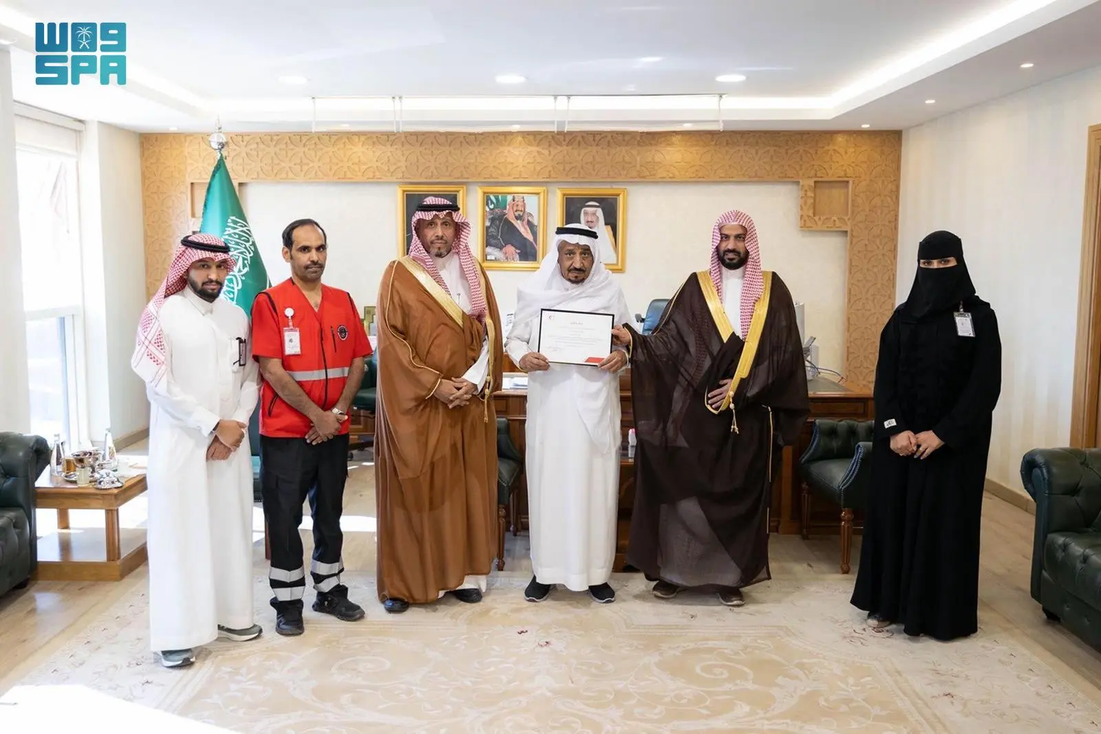 هيئة الهلال الأحمر تمنح شهادة الامتثال الإسعافي لفرع الشؤون الإسلامية بالقصيم 