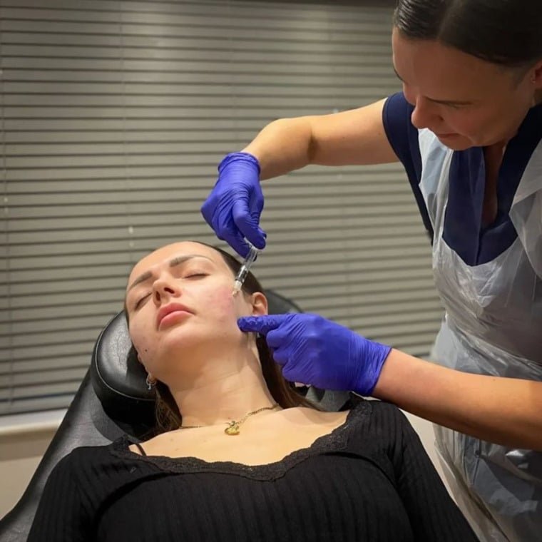 “حقن السلمون” التجميلية: علاج المشاهير يفتقر للأدلة العلمية الكافية 