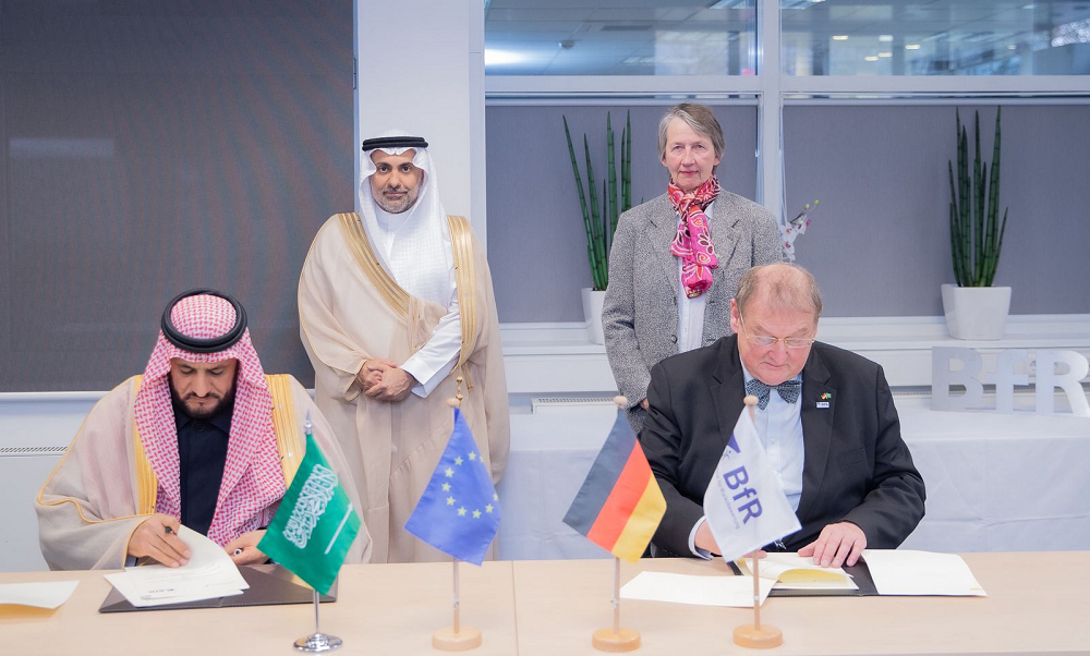 “الغذاء والدواء” والمعهد الفيدرالي الألماني يوقعان مذكرة تفاهم لتعزيز التعاون في سلامة الغذاء 