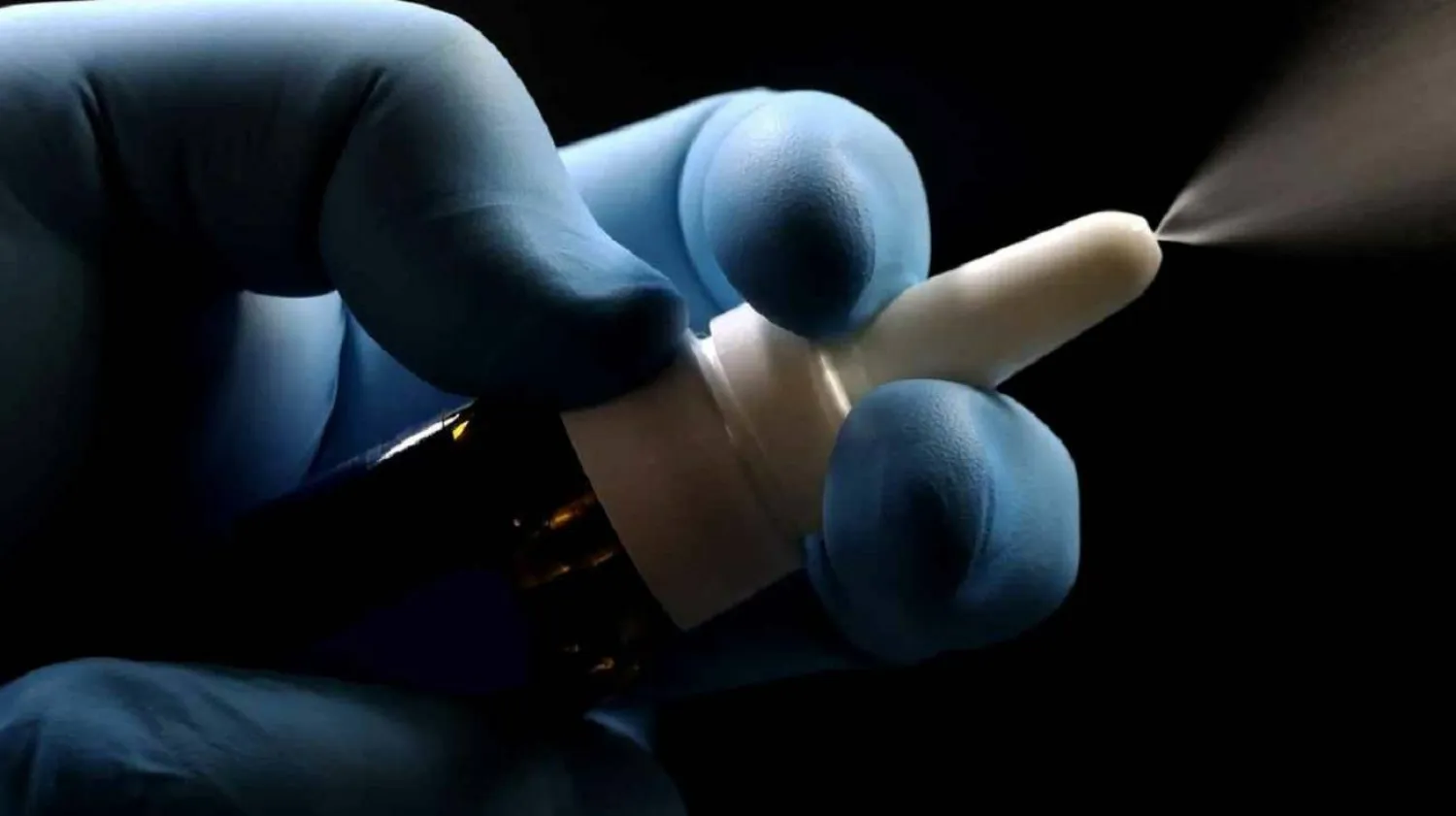 لقاح جديد عبر الأنف يحمي الرئتين والممرات التنفسية من العدوى 