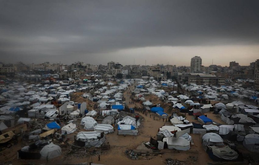 الصحة العالمية تدق ناقوس الخطر: شتاء قاسٍ يهدد بانهيار النظام الصحي في غزة 