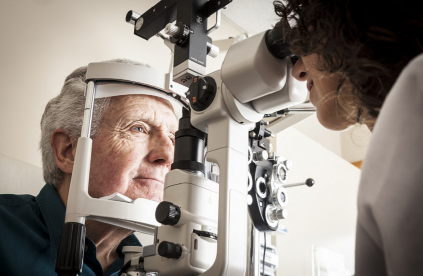 أمل جديد للمكفوفين: تجربة رائدة تُثبت قدرة علاج بالخلايا الجذعية على تحسين الرؤية 