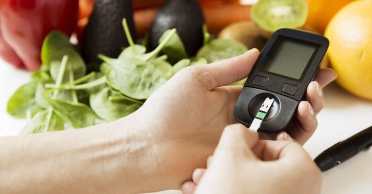 بشرتك تكشف الخطر: 3 علامات مبكرة للسكري النوع الثاني تظهر على الجلد 