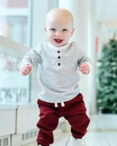 تصحيح الخطأ الجيني.. قصة طفل عاد من حافة الموت بفضل “كريسبر”