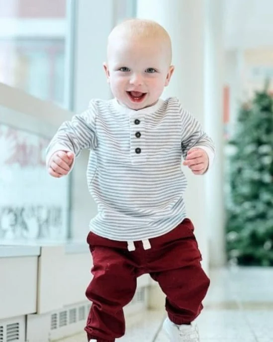 تصحيح الخطأ الجيني.. قصة طفل عاد من حافة الموت بفضل “كريسبر” 