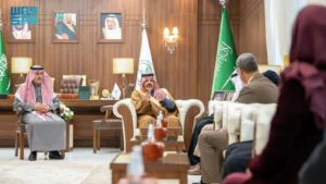 أمير حائل يستقبل وفد منظمة الصحة العالمية