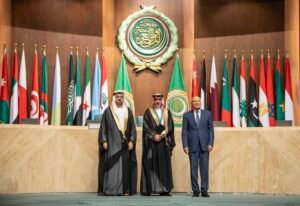 إنجاز عربي: الدكتور عبدالعزيز الراجحي يفوز بجائزة التميز الحكومي كأفضل مدير عام لهيئة عربية