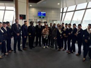 إنفاذاً لتوجيهات القيادة.. وصول التوأم السيامي الفلبيني “أوليفيا وجيانا” إلى الرياض