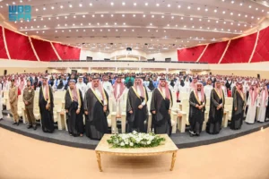 نائب أمير جازان يشهد حفل ختام أعمال تجمع جازان الصحي 2025