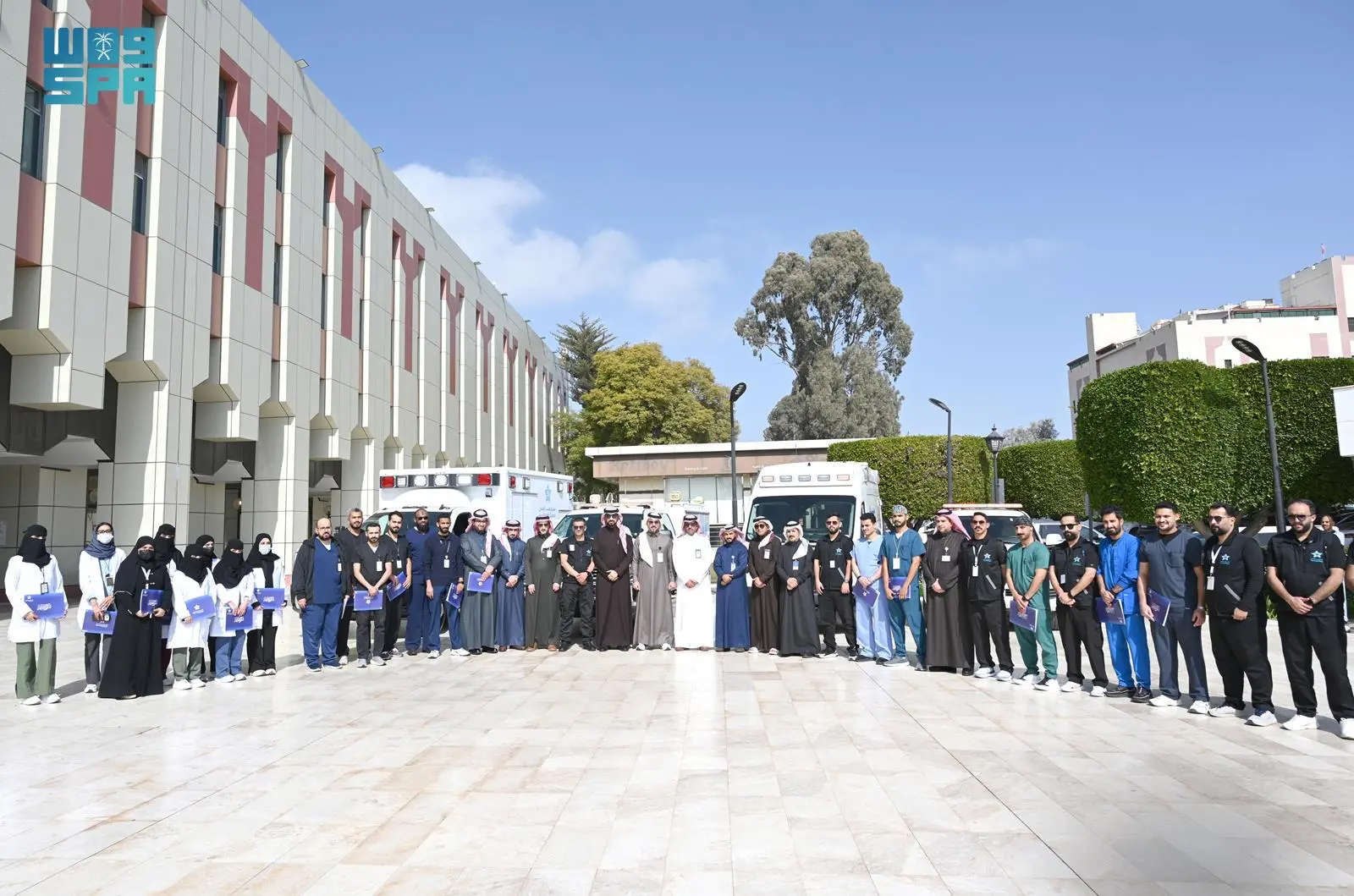 تجمع عسير الصحي يطلق مسار خدمة دعم القلب والرئة الصناعية خارج الجسم (ECMO) 