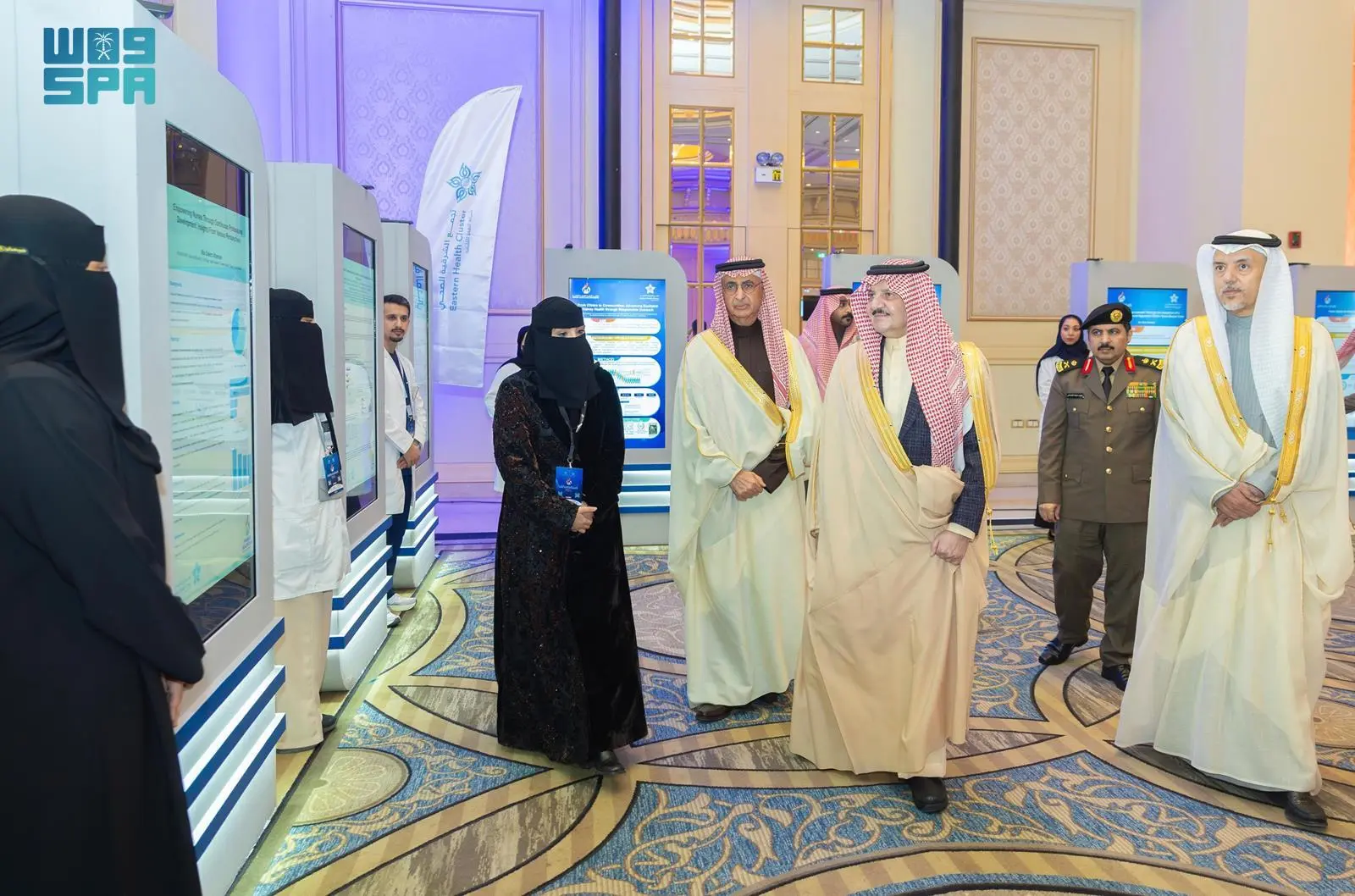 أمير الشرقية يفتتح مؤتمر الرعاية الأولية بالدمام ويشيد بالكوادر الوطنية 