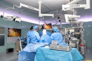 مدينة الملك سعود الطبية تجري أكثر من 25 ألف عملية جراحية في عام 2025