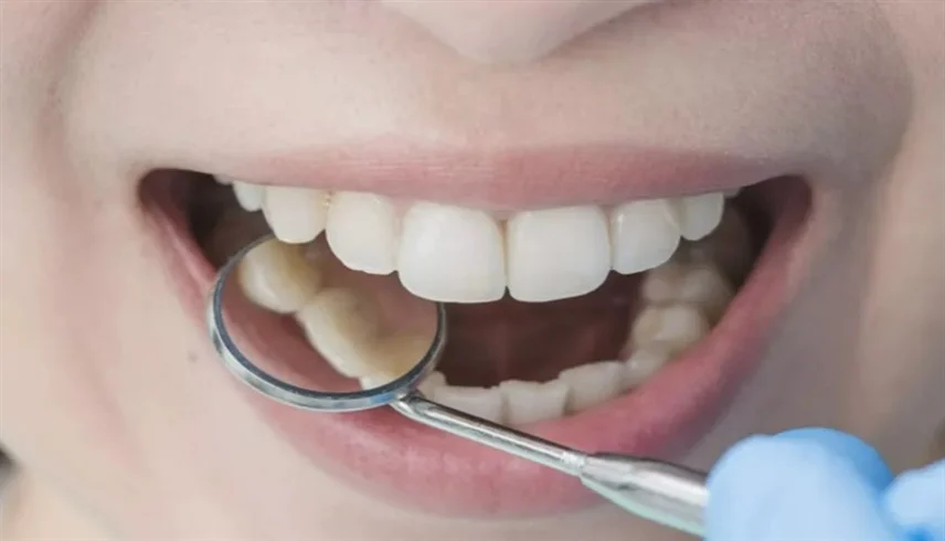 صمام أمان حيوي: عدد أسنانك السليمة “المؤشر الذهبي” للتنبؤ بطول العمر 