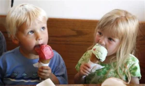 “ستار النهار”.. بريطانيا تحظر إعلانات الوجبات السريعة لحماية الأطفال