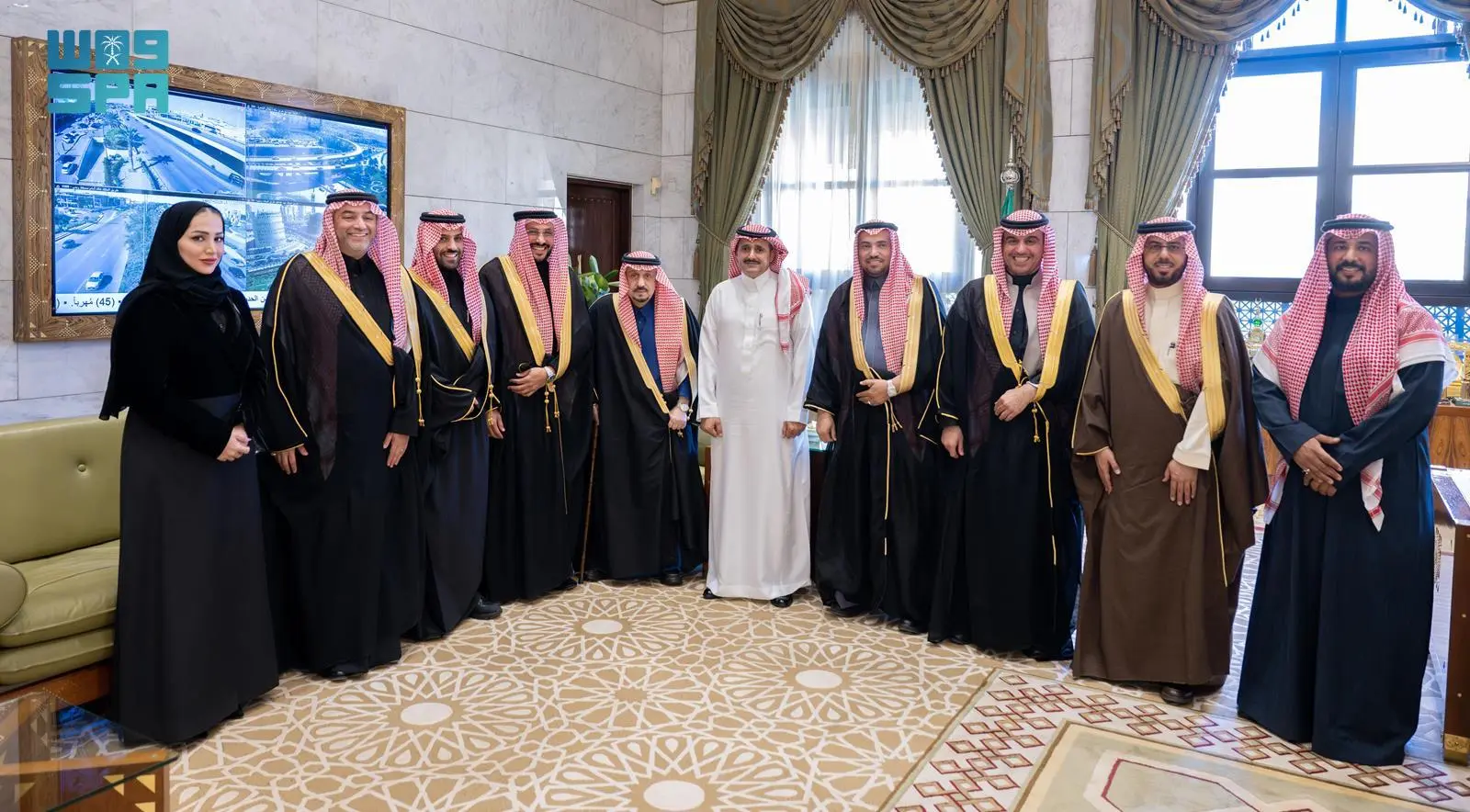 أمير منطقة الرياض يطلع على جهود وبرامج جمعية السياحة الصحية 