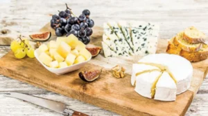 “ملف خاص” طوفان “الأصفر”: كيف استعمرت الأجبان وجبات العالم؟