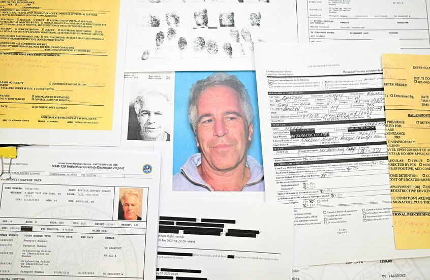 طبيب جنائي يكشف ثغرات تشريح جثة إبستين: كسور الرقبة تؤكد “القتل” لا الانتحار 