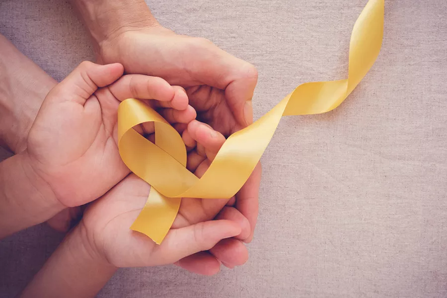 العالم يتحد في 15 فبراير لإنقاذ 400 ألف طفل من “مخالب السرطان” سنوياً 